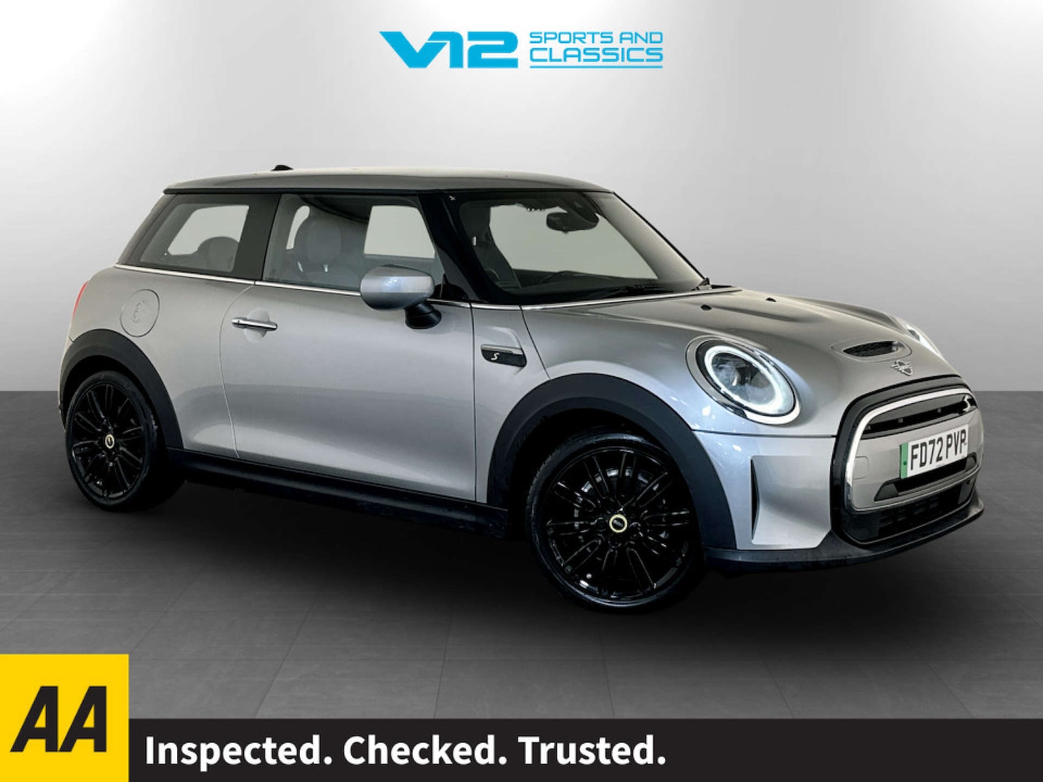 Used MINI Hatch 2023 for sale - 77547720: Photo 1