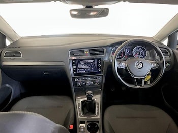 Used Volkswagen Golf 2019 for sale - 76123777: Photo 3