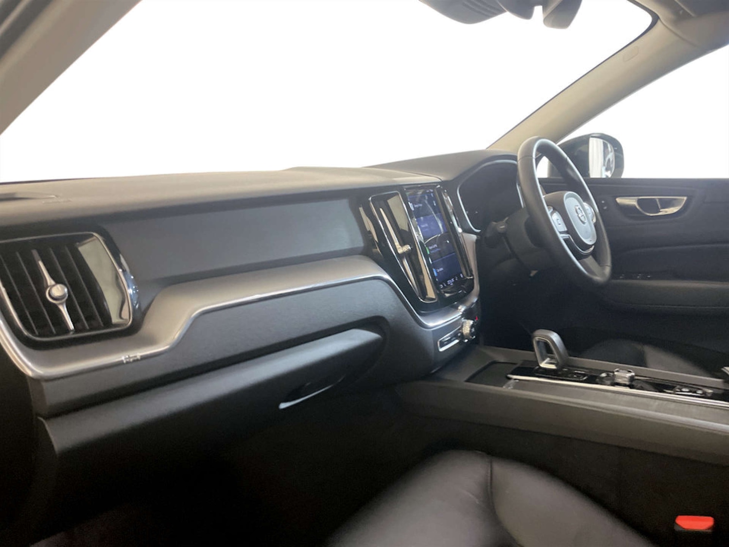 Used Volvo XC60 2022 for sale - 77409028: Photo 11