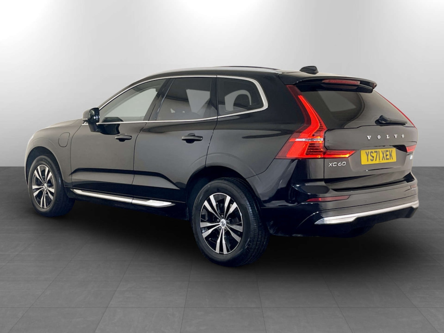 Used Volvo XC60 2022 for sale - 77409028: Photo 7