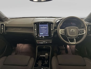 Used Volvo XC40 2023 for sale - 78804212: Photo