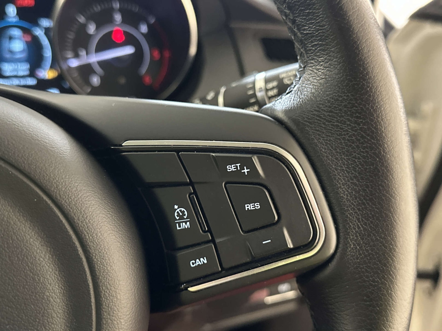 Used Jaguar E-Pace 2019 for sale - 78190047: Photo 19