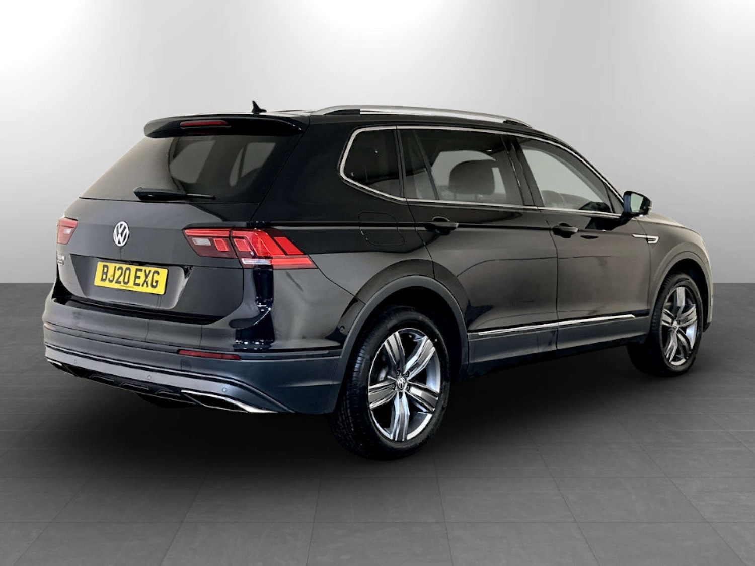 Used Volkswagen Tiguan Allspace 2020 for sale - 77604028: Photo 10