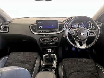 Used Kia XCeed undefined for sale - 76467645: Photo