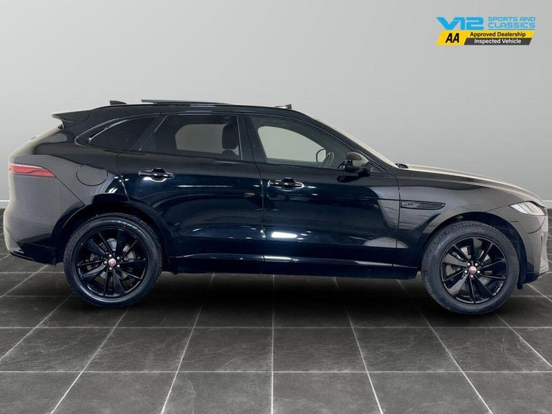 Used Jaguar F-Pace 2023 for sale - 76738812: Photo 11