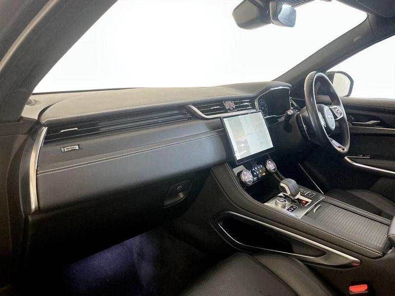 Used Jaguar F-Pace 2023 for sale - 76738812: Photo 12