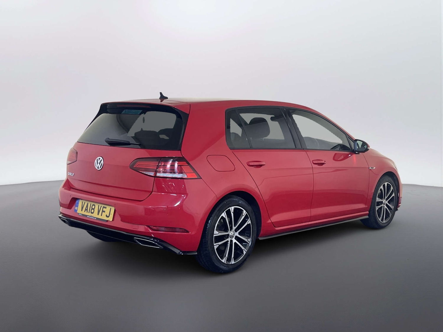 Used Volkswagen Golf 2018 for sale - 77880471: Photo 10