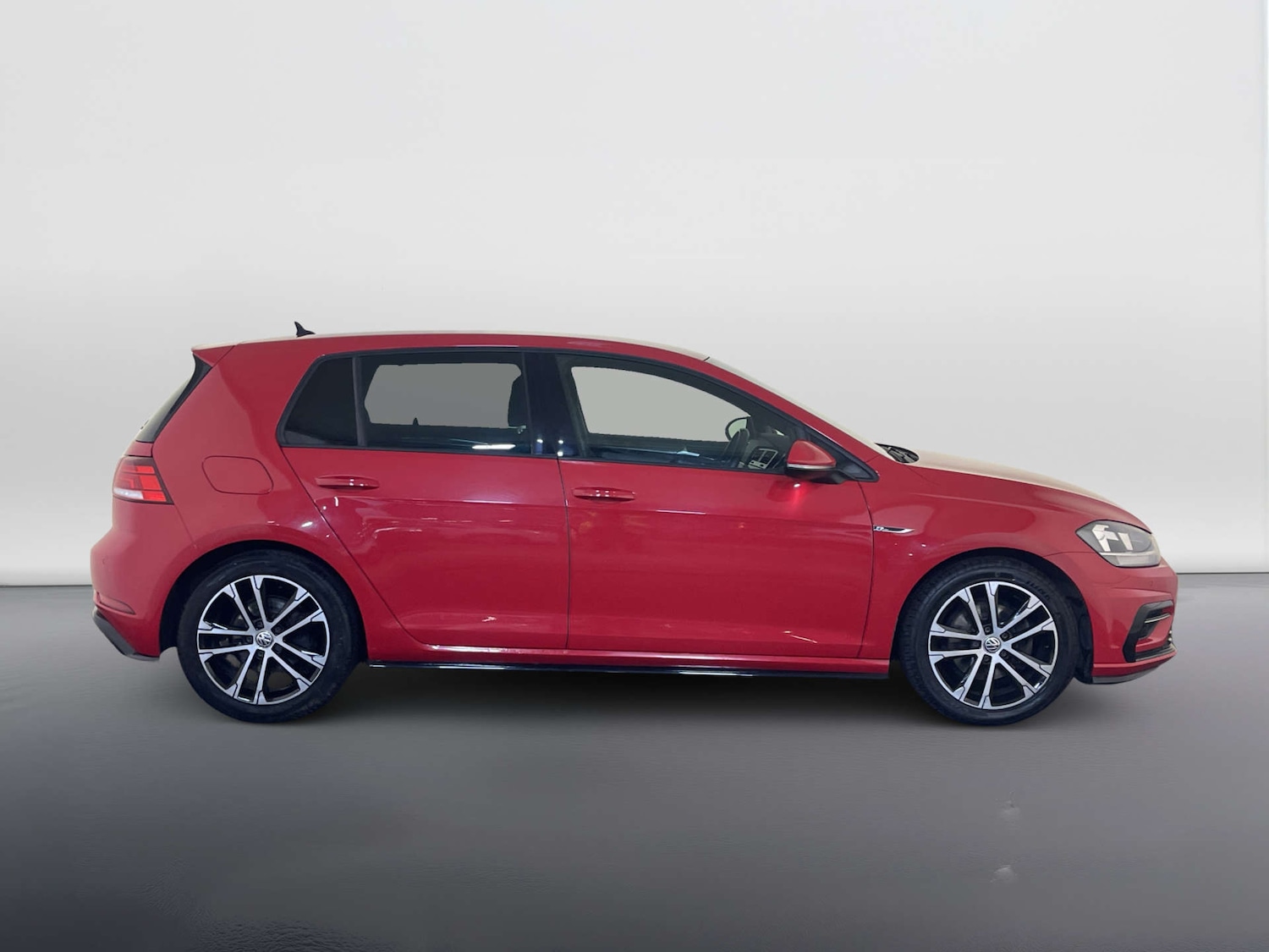 Used Volkswagen Golf 2018 for sale - 77880471: Photo 11