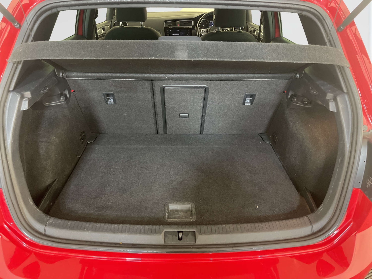 Used Volkswagen Golf 2018 for sale - 77880471: Photo 15