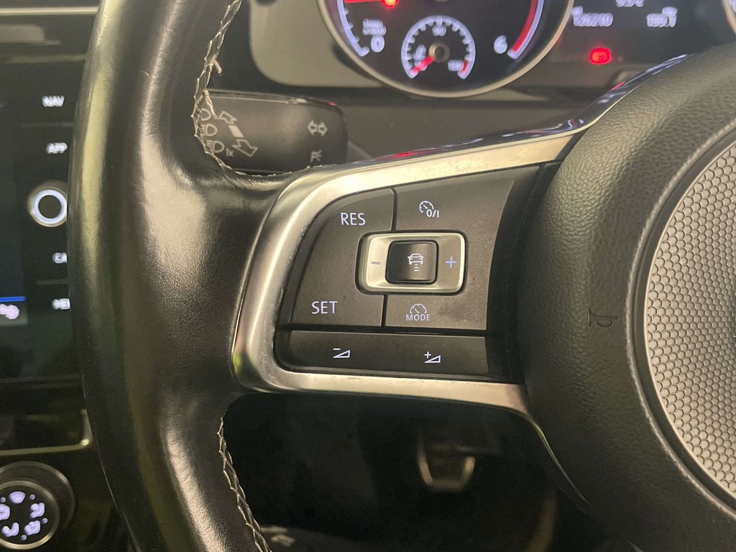 Used Volkswagen Golf 2018 for sale - 77880471: Photo 18