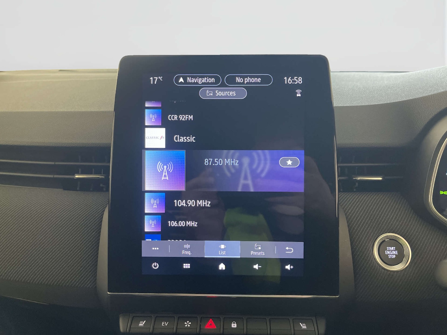 Used Renault Clio 2024 for sale - 77946324: Photo 22