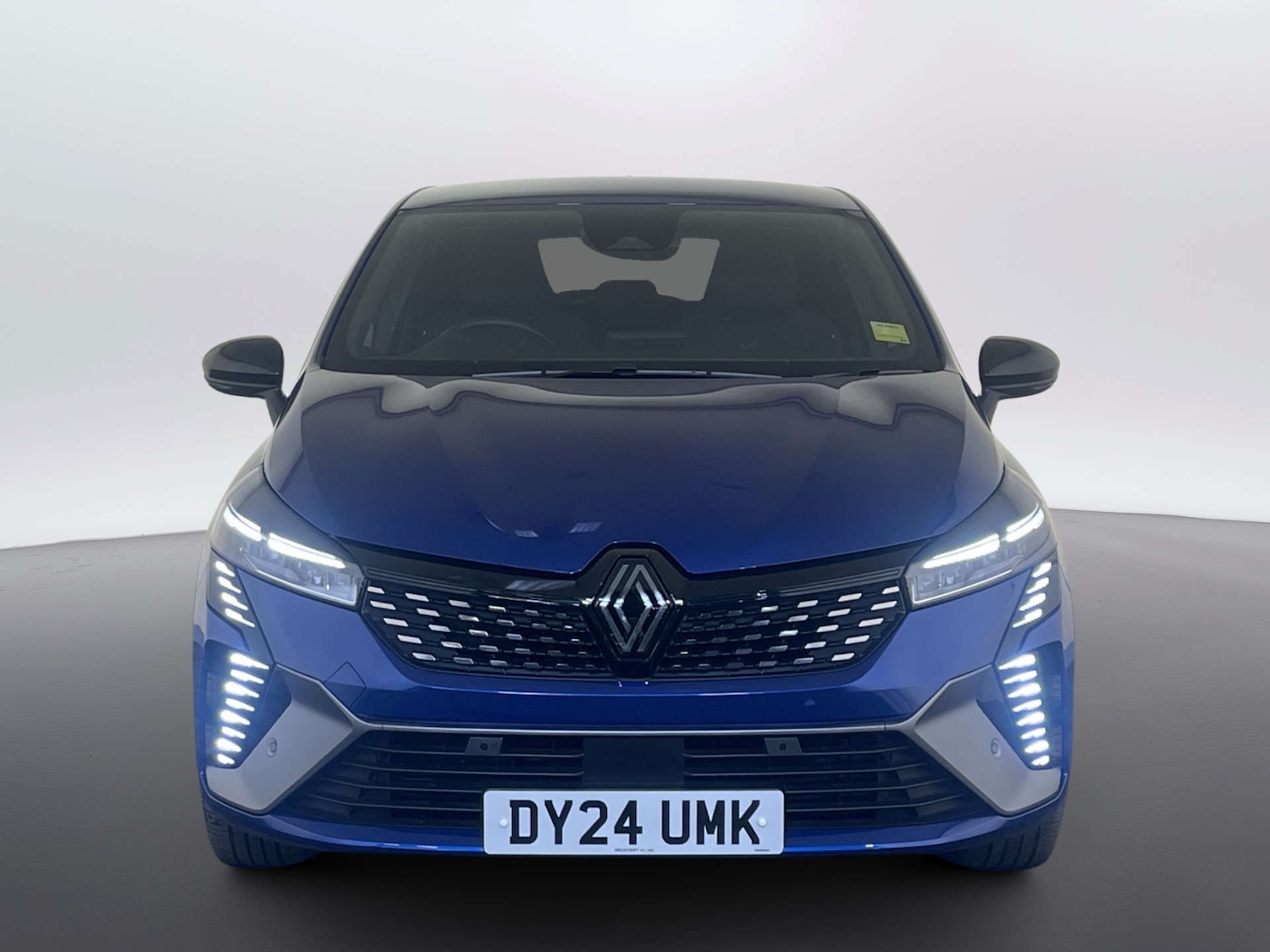 Used Renault Clio 2024 for sale - 77946324: Photo 5
