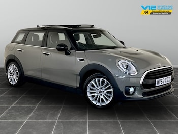 2018 (68) - 1.5 Cooper 6dr SERVICE HISTORY PANROOF AC 6-Door
