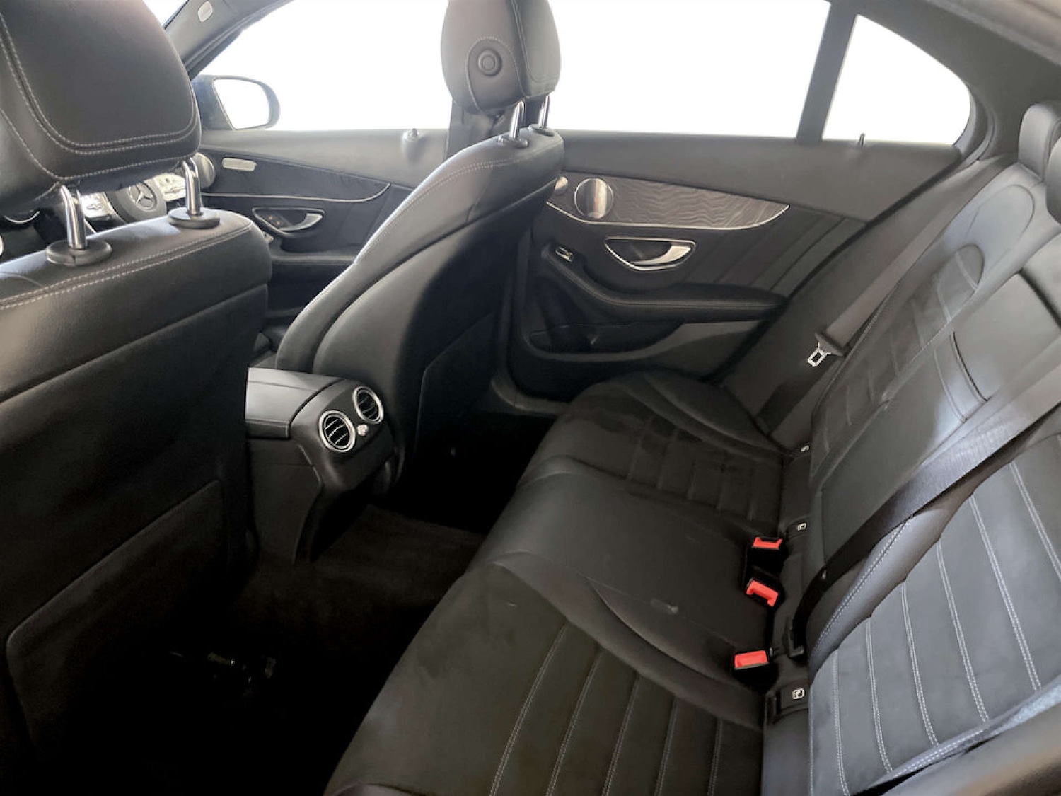 Used Mercedes-Benz C Class 2018 for sale - 77355498: Photo 14