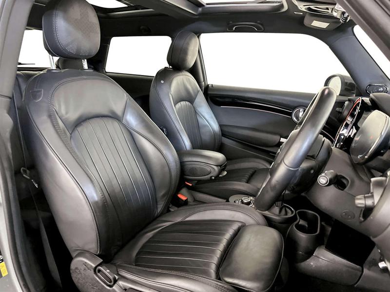 Used MINI Hatch 2021 for sale - 77159242: Photo 13