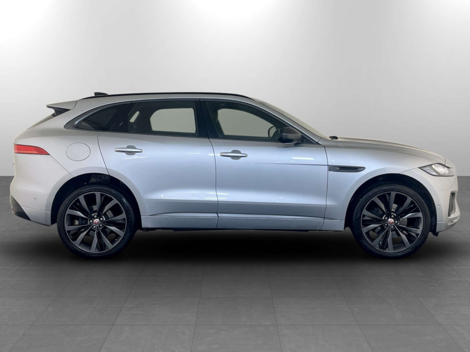 Used Jaguar F-Pace 2019 for sale - 77249243: Photo 11