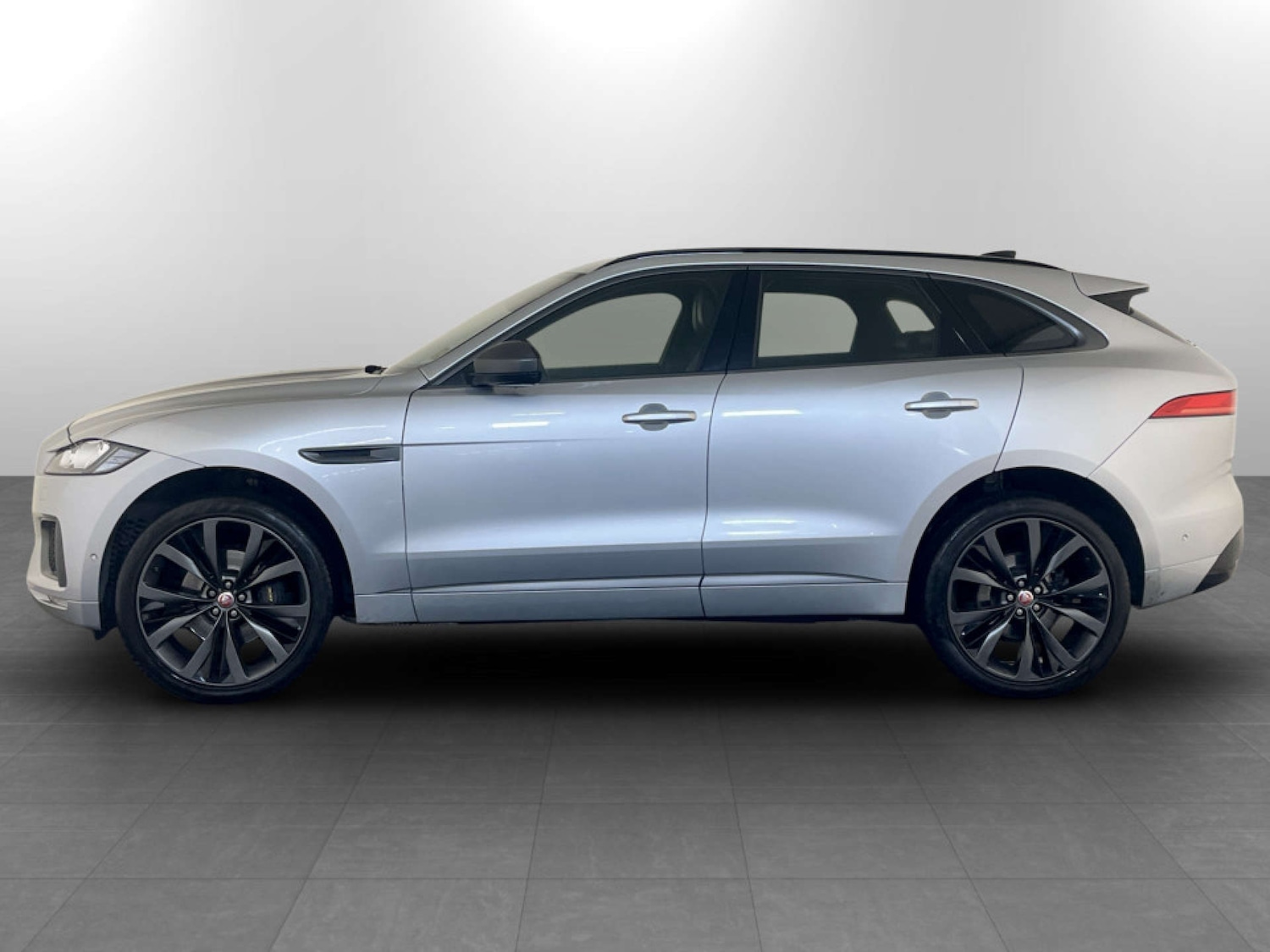 Used Jaguar F-Pace 2019 for sale - 77249243: Photo 7