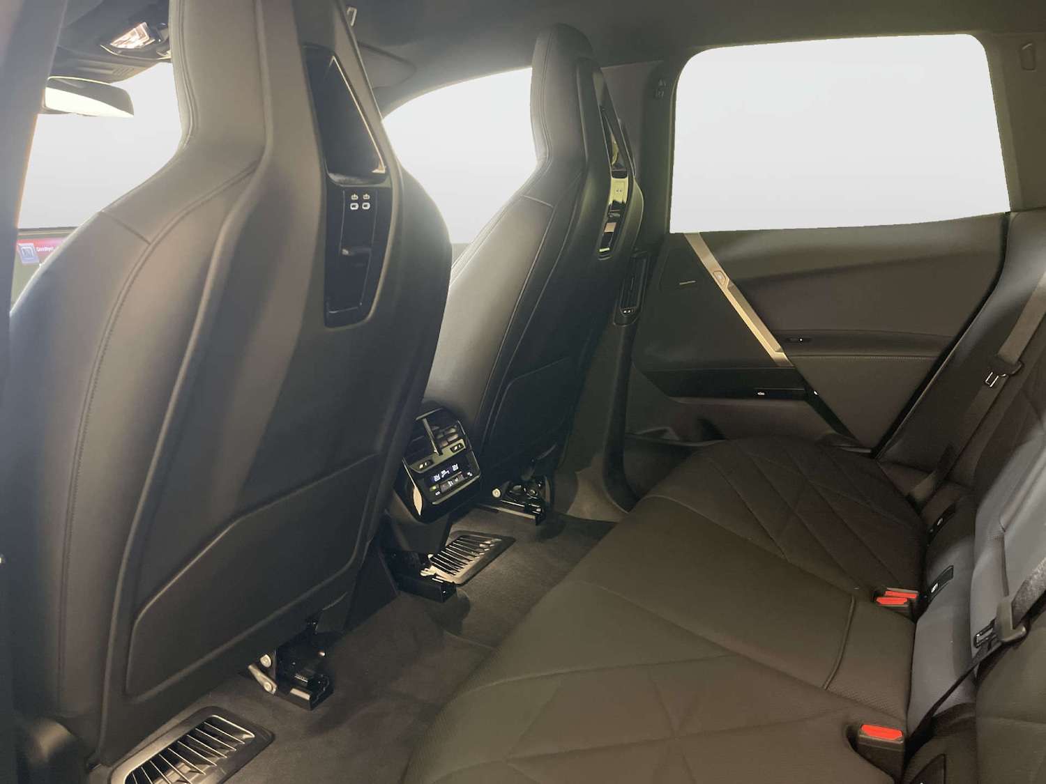 Used BMW iX 2023 for sale - 77933999: Photo 14