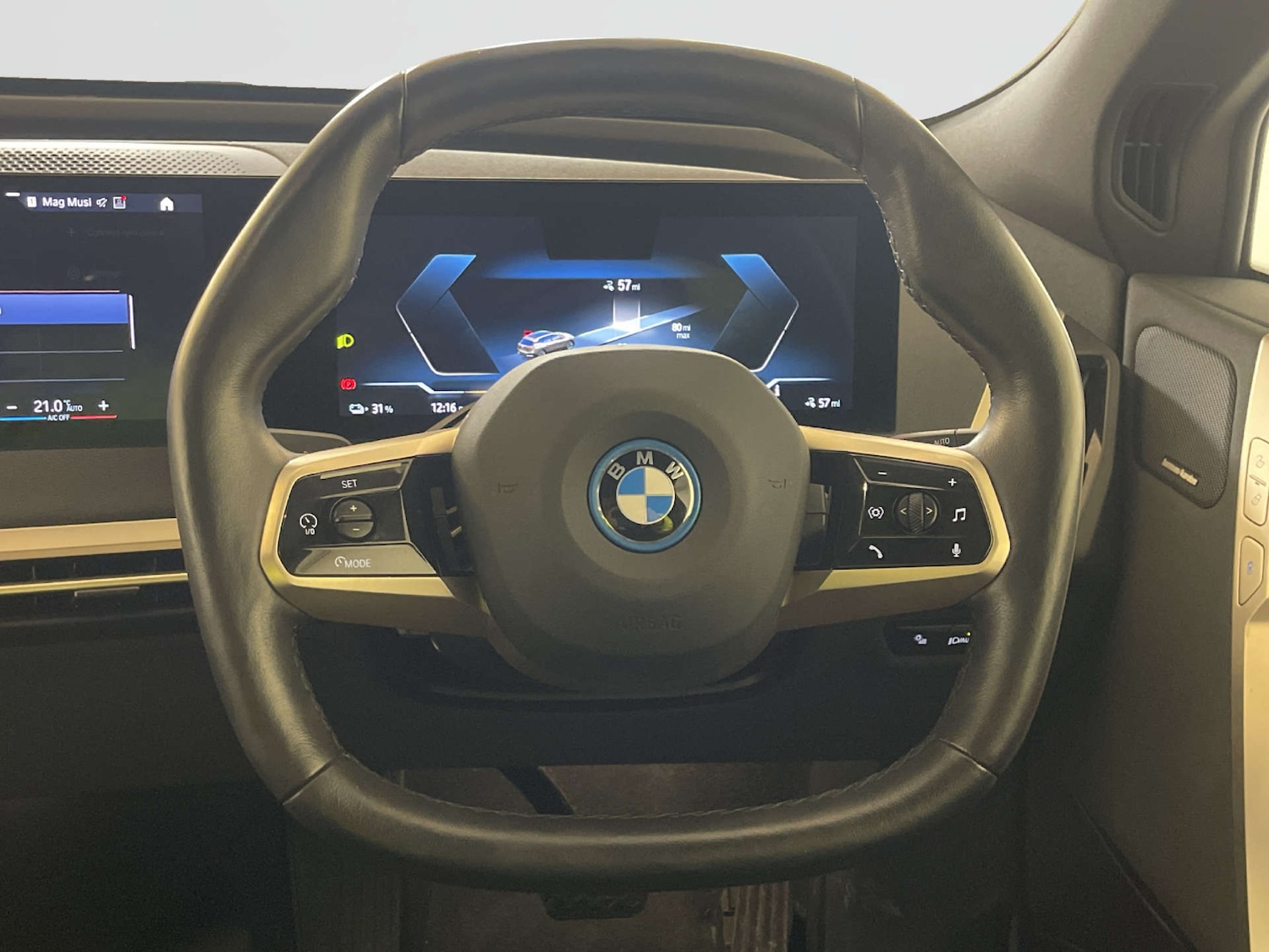 Used BMW iX 2023 for sale - 77933999: Photo 16