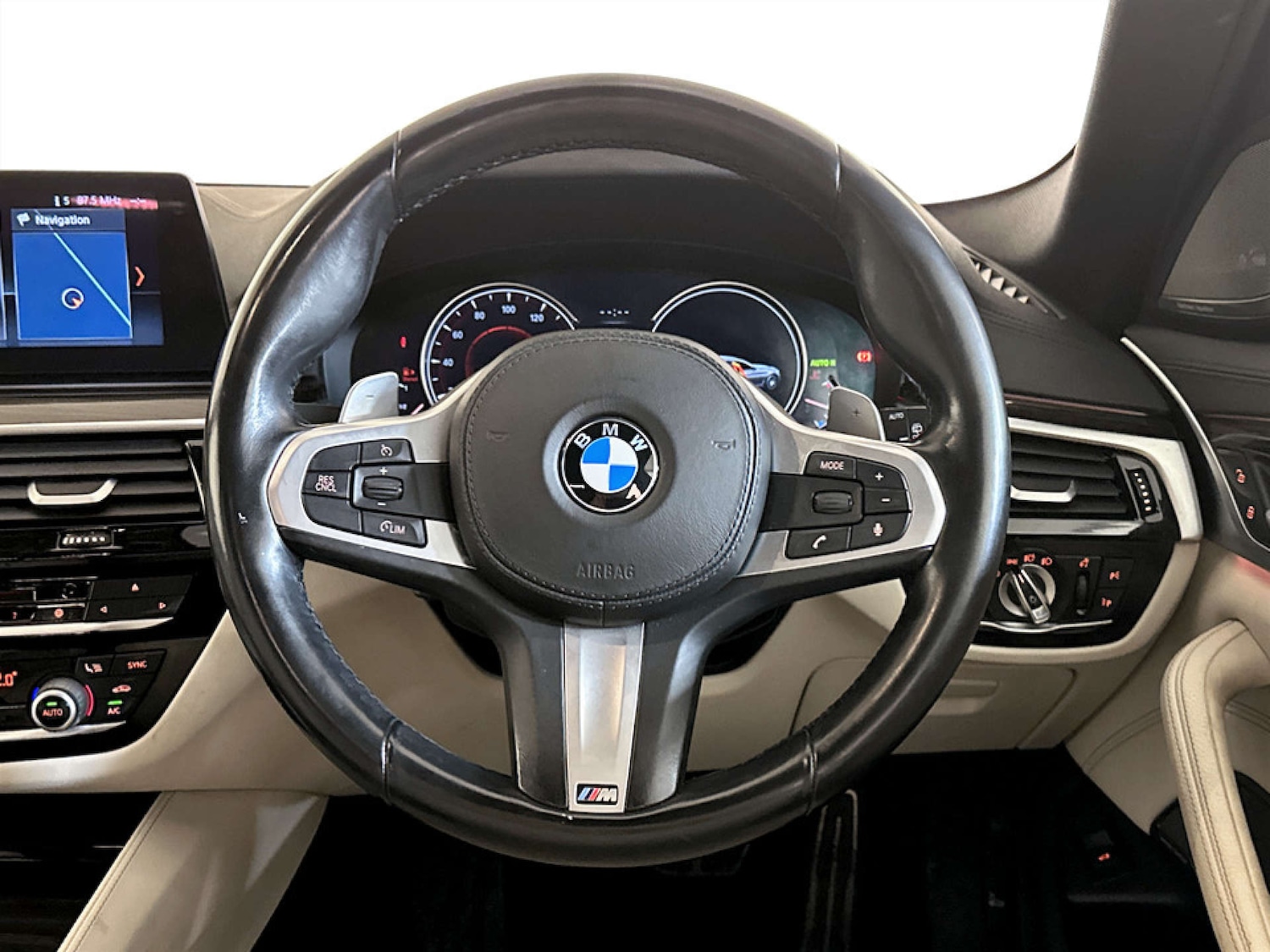 Used BMW 5 Series 2018 for sale - 77185317: Photo 16