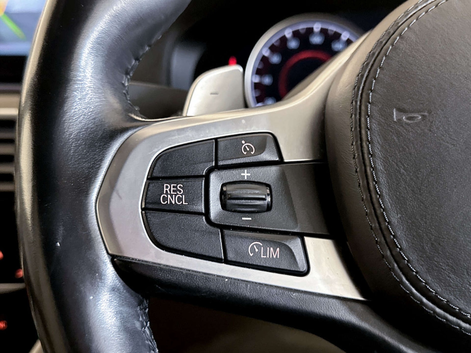 Used BMW 5 Series 2018 for sale - 77185317: Photo 17