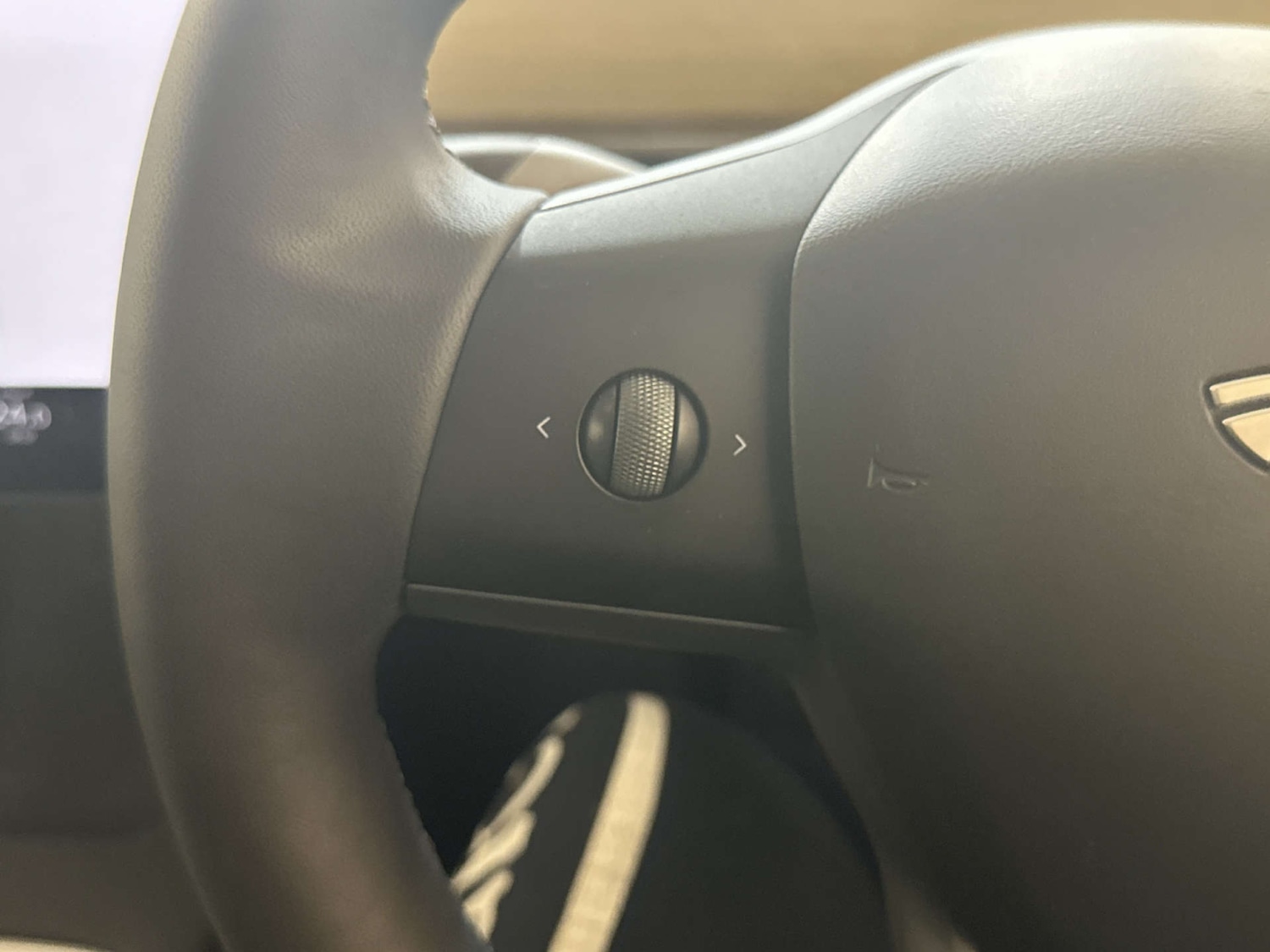 Used Tesla Model Y 2023 for sale - 77938495: Photo 17