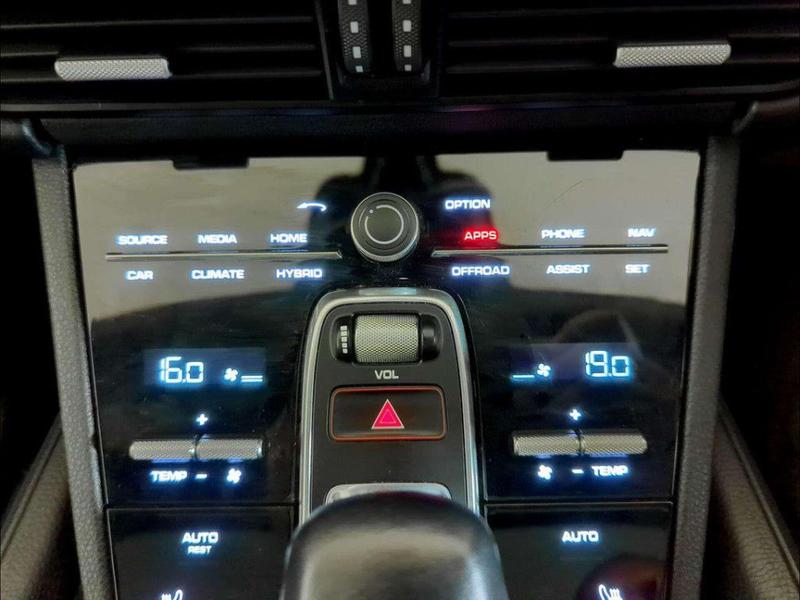 Used Porsche Cayenne 2019 for sale - 76933603: Photo 29