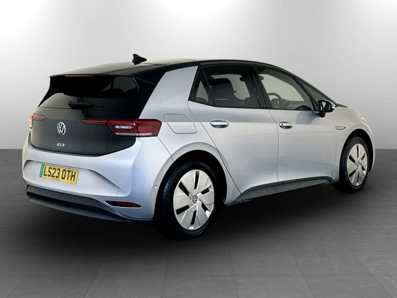 Used Volkswagen ID.3 2023 for sale - 77681219: Photo 10