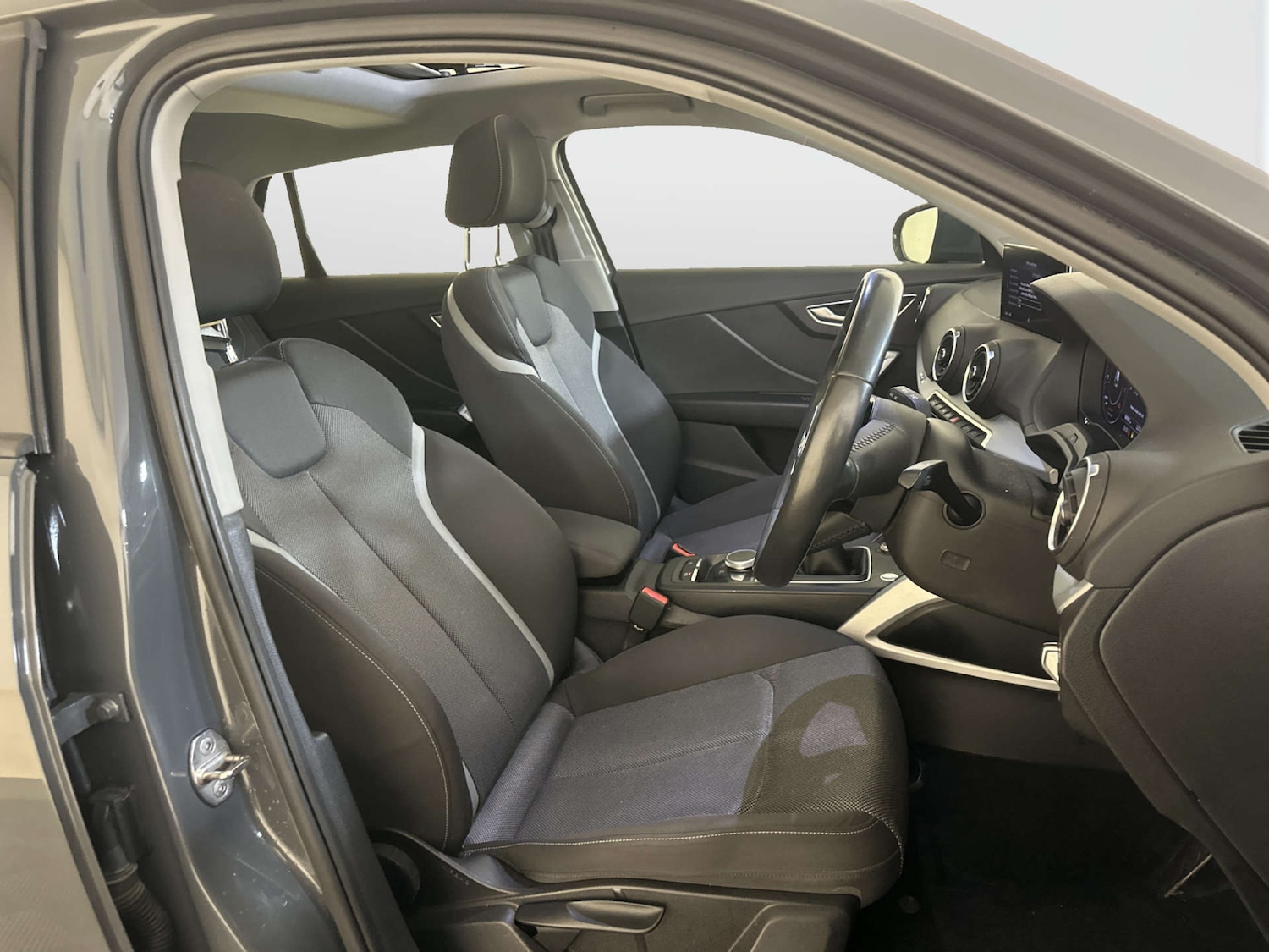 Used Audi Q2 2018 for sale - 77946354: Photo 13