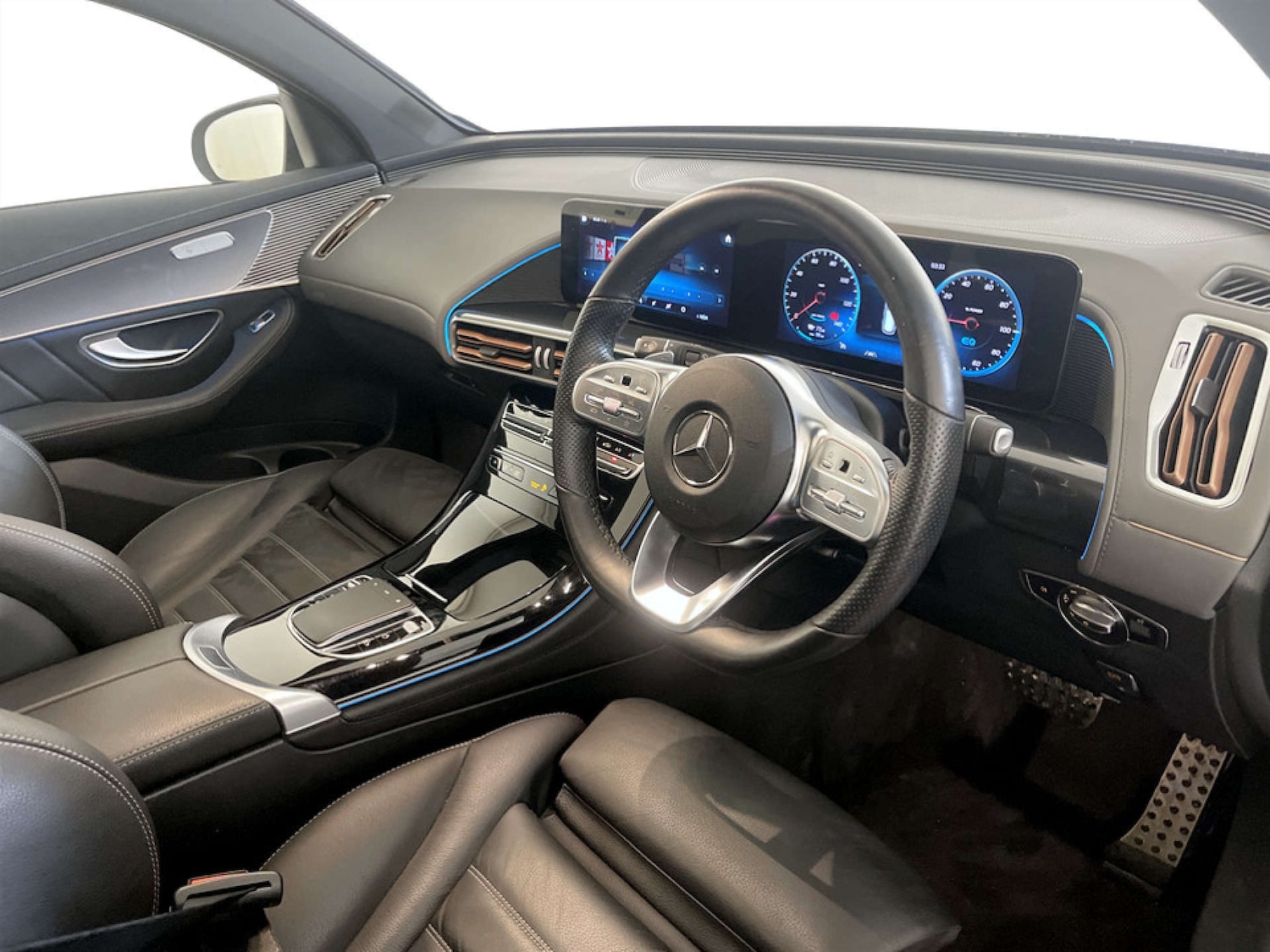 Used Mercedes-Benz EQC 2023 for sale - 77621941: Photo 16