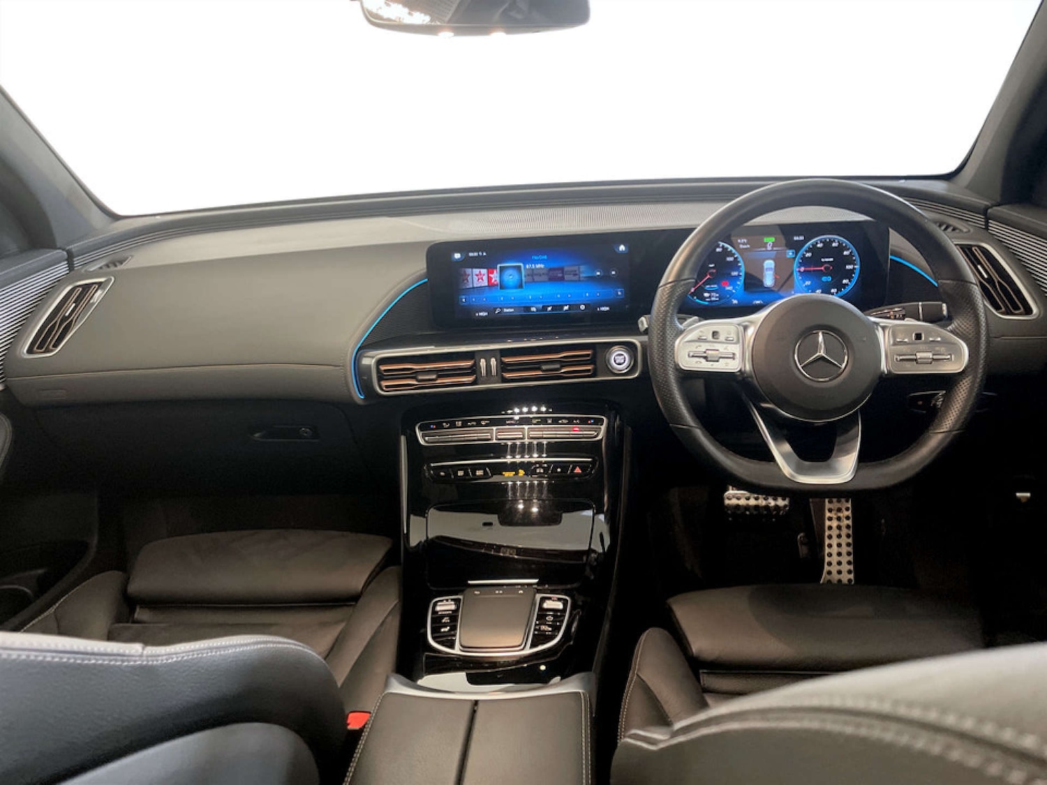 Used Mercedes-Benz EQC 2023 for sale - 77621941: Photo 3