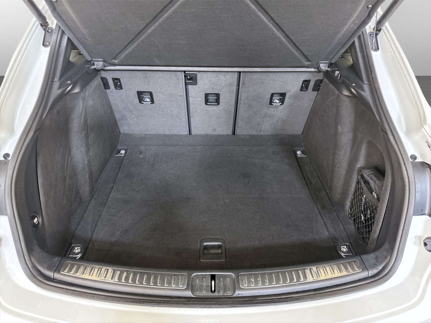 Used Porsche Macan 2020 for sale - 77283222: Photo 15