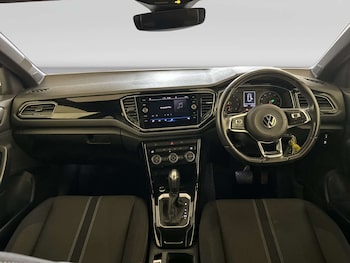 Used Volkswagen T-Roc 2021 for sale - 79451607: Photo