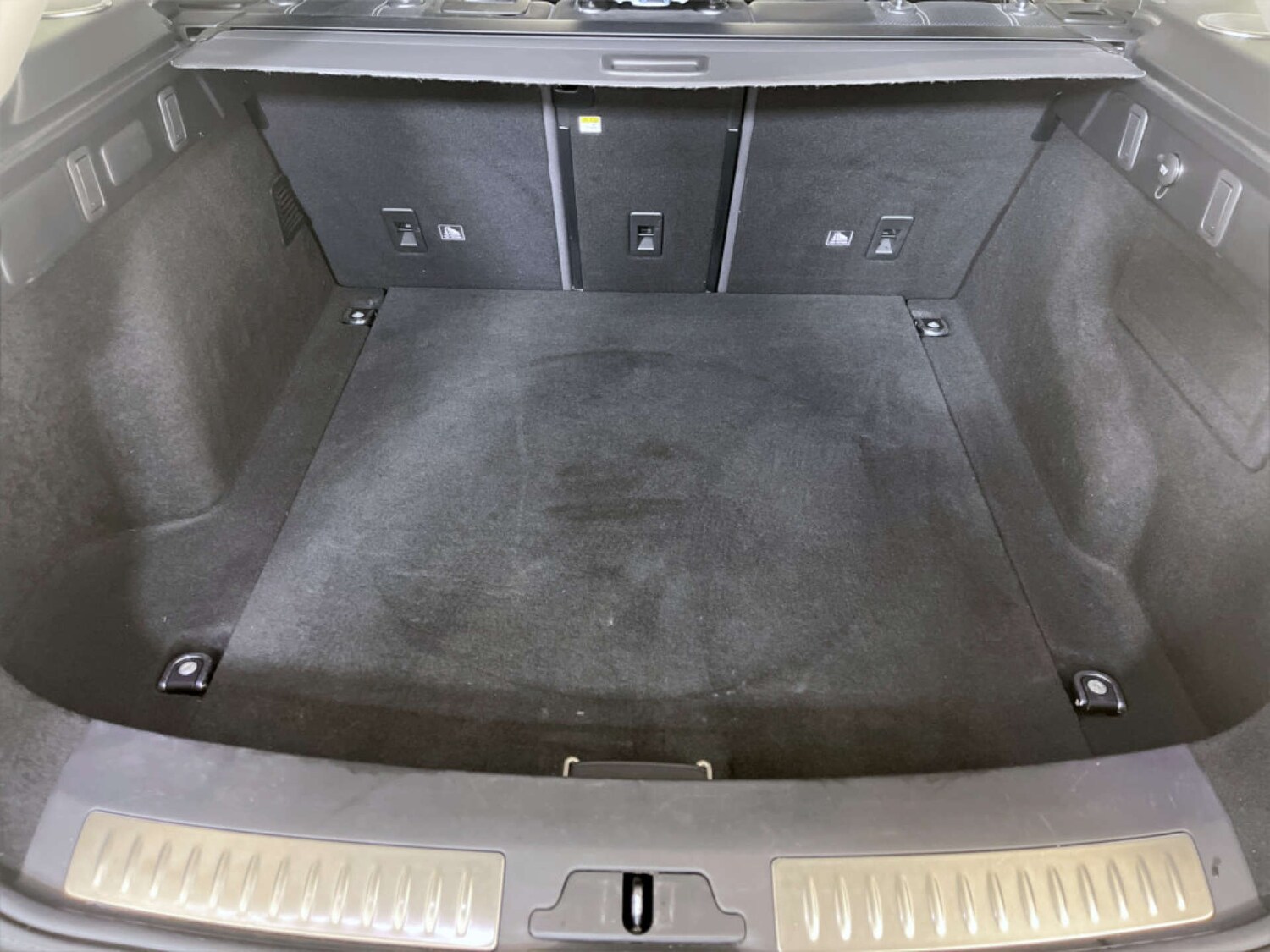 Used Land Rover Range Rover Velar 2019 for sale - 77765725: Photo 16