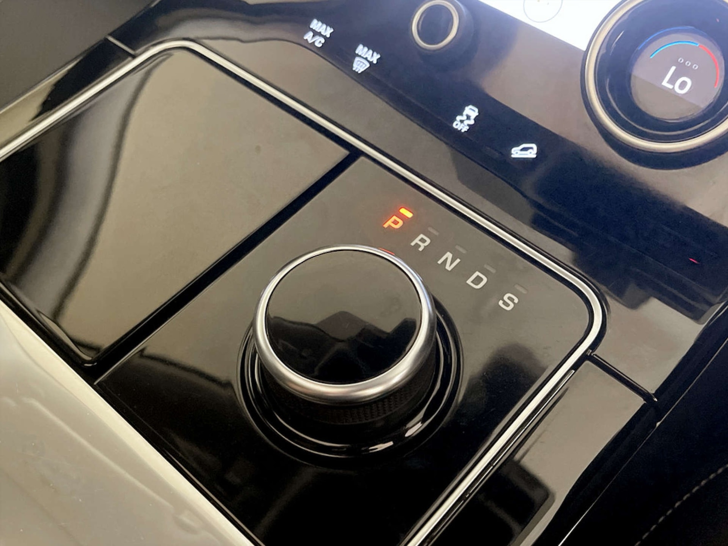 Used Land Rover Range Rover Velar 2019 for sale - 77765725: Photo 27