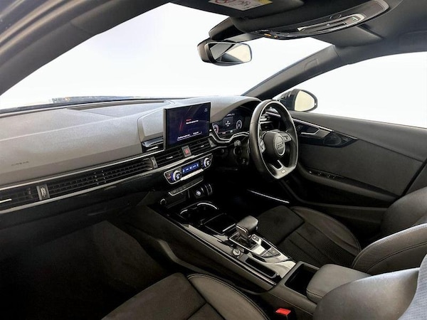 Used Audi A4 Avant 2022 for sale - 76209469: Photo 12