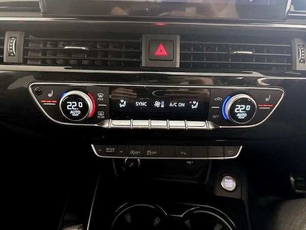 Used Audi A4 Avant 2022 for sale - 76209469: Photo 24