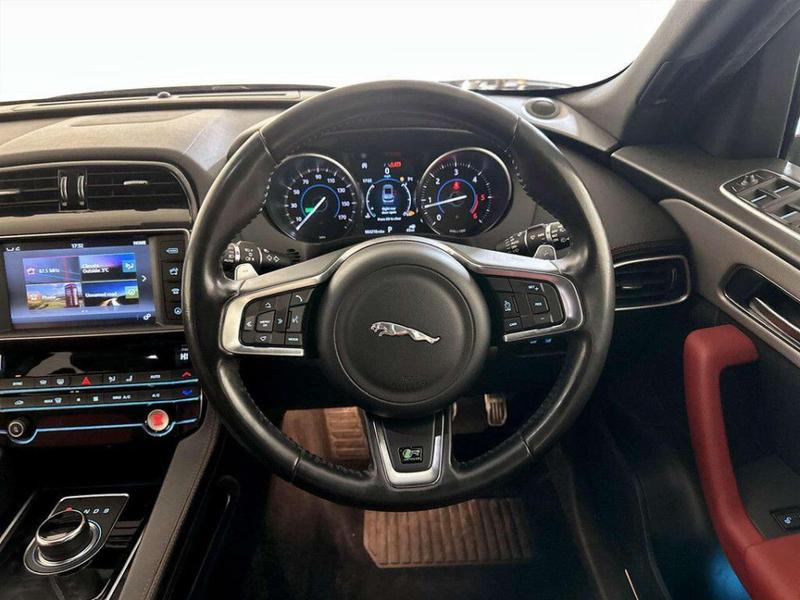 Used Jaguar F-Pace 2018 for sale - 76826025: Photo 16