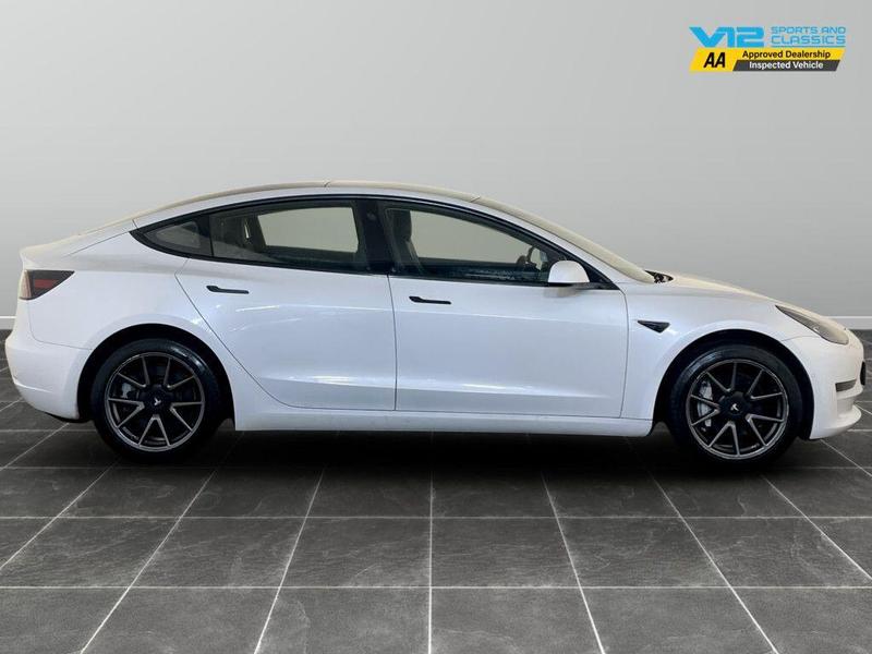 Used Tesla Model 3 2021 for sale - 76415852: Photo 11