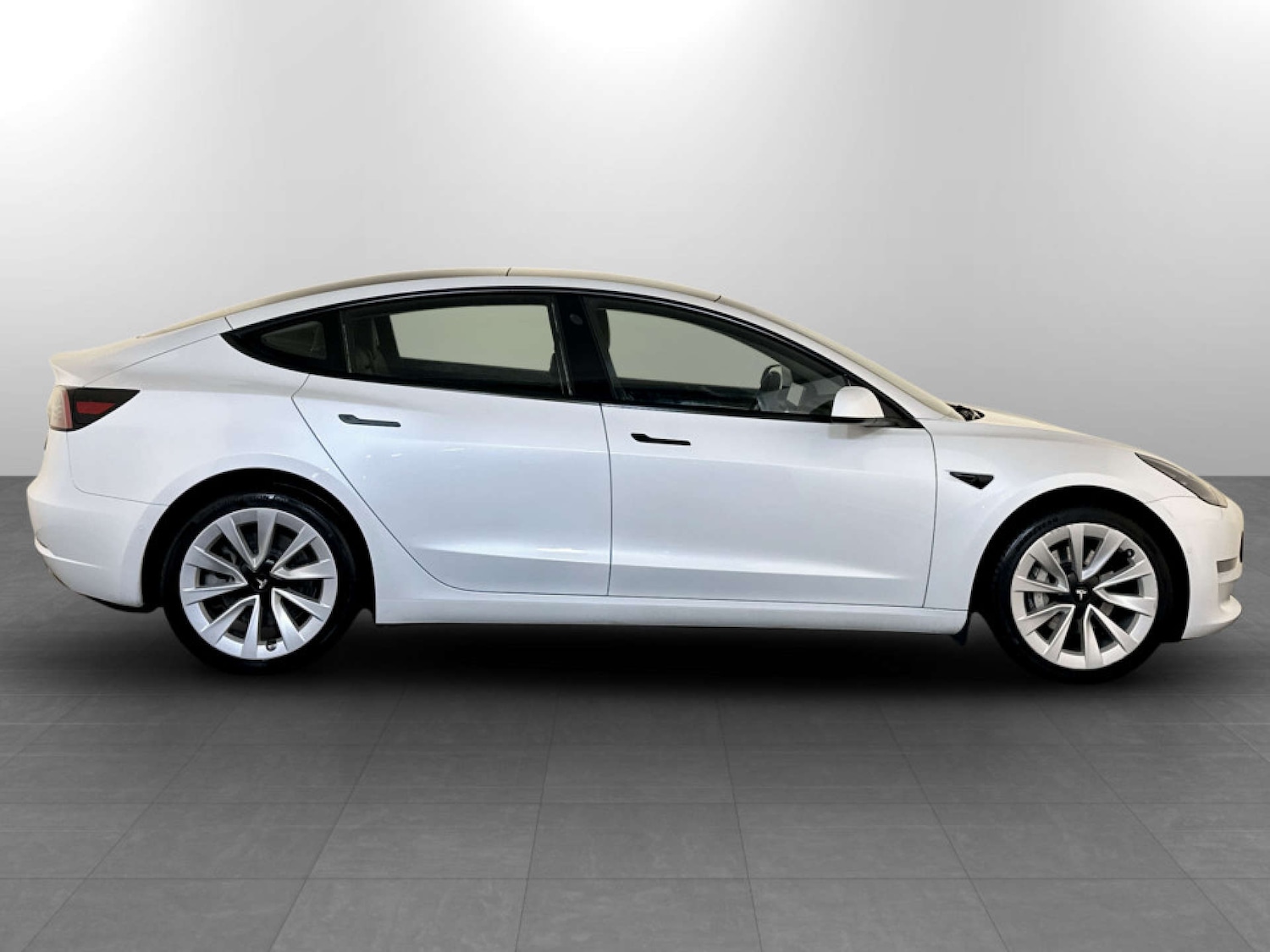 Used Tesla Model 3 2021 for sale - 77494164: Photo 11