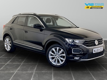 Used Volkswagen T-Roc 2019 for sale - 75638758: Photo