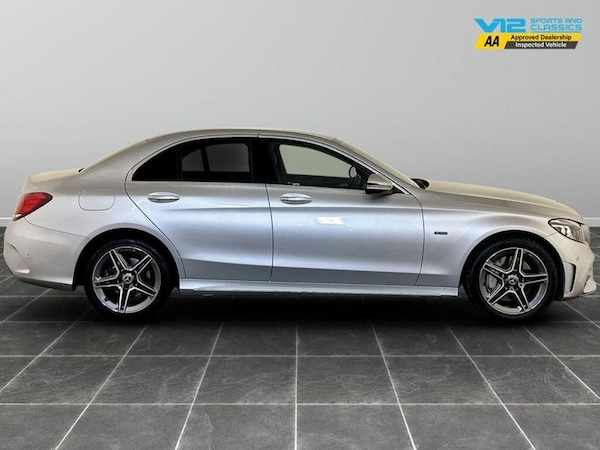 Used Mercedes-Benz C Class 2021 for sale - 76308864: Photo 11