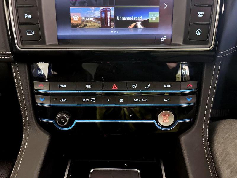 Used Jaguar F-Pace 2018 for sale - 76649734: Photo 21