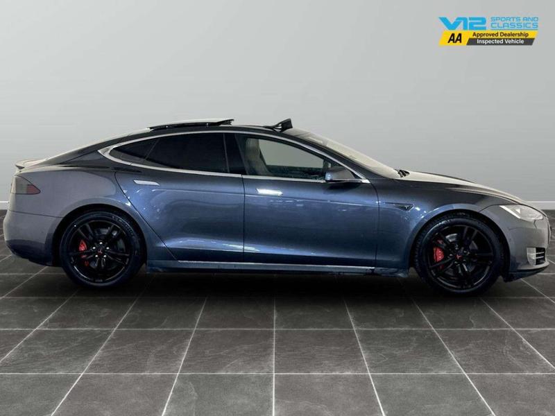 Used Tesla Model S 2015 for sale - 77006152: Photo 11