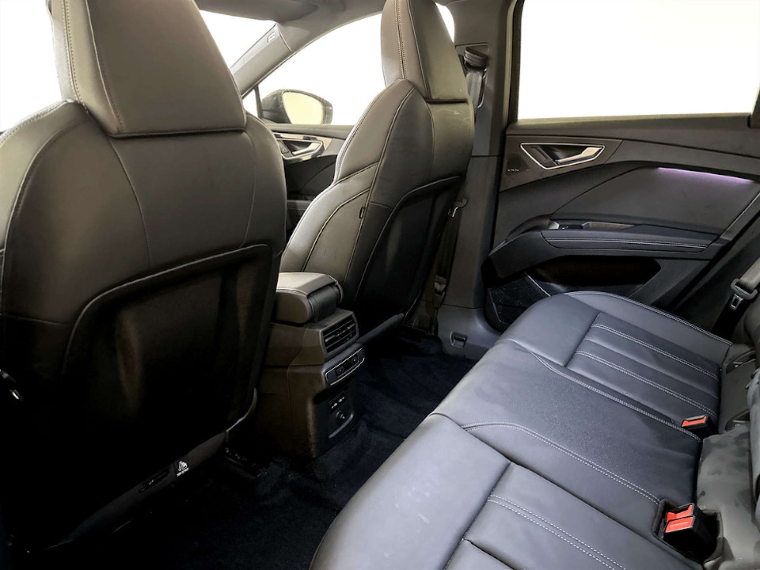 Used Audi Q4 e-tron 2023 for sale - 77775404: Photo 14