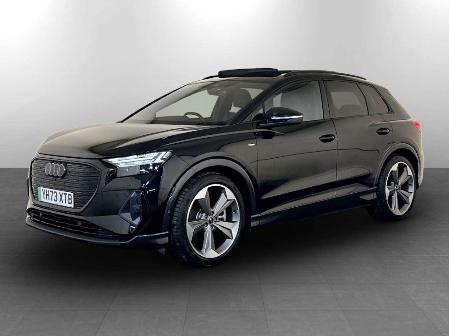 Used Audi Q4 e-tron 2023 for sale - 77775404: Photo 6