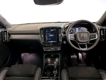 Used Volvo XC40 2022 for sale - 77523305: Photo