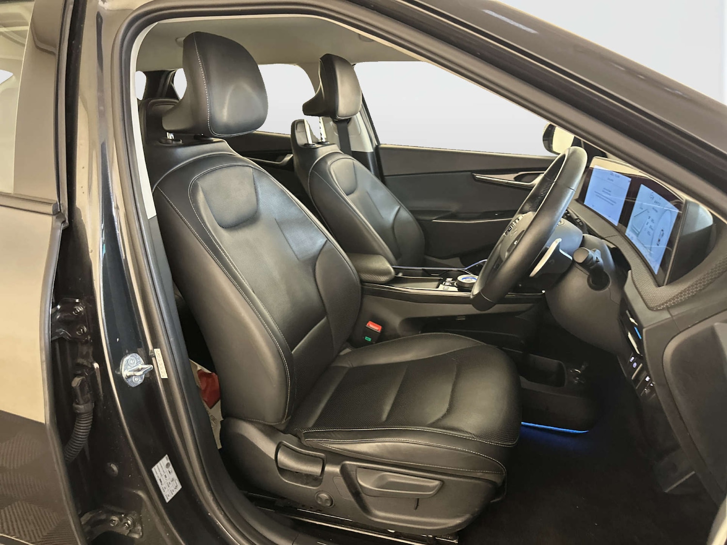 Used Kia EV6 2023 for sale - 78190064: Photo 13