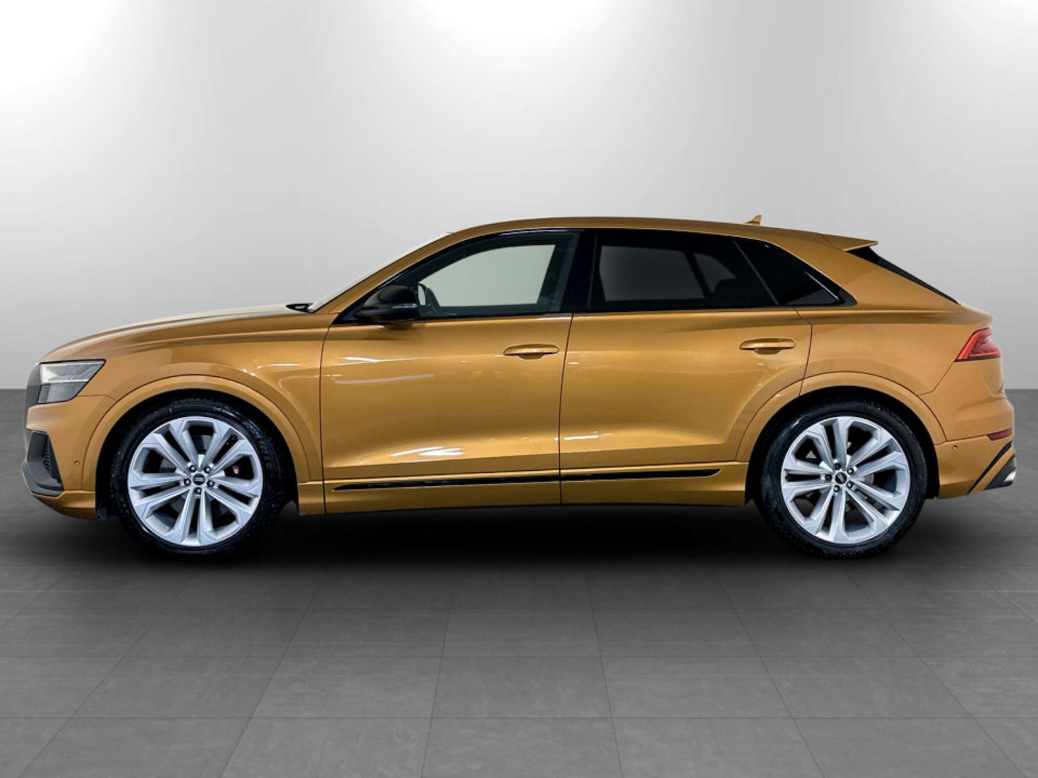 Used Audi Q8 2021 for sale - 77184969: Photo 7