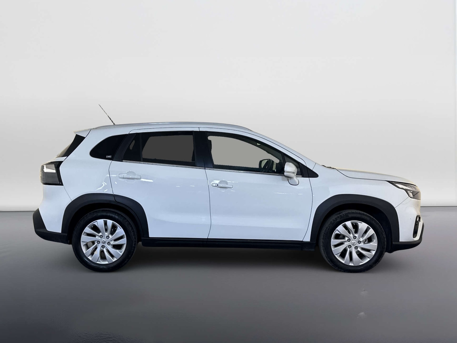 Used Suzuki SX4 S-Cross 2023 for sale - 77822593: Photo 11